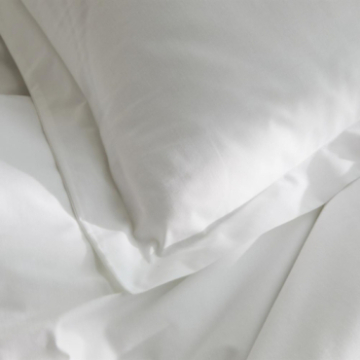 Zoom volant piqué de la taie en percale Sélène Zoom volant piqué de la taie en percale Sélène