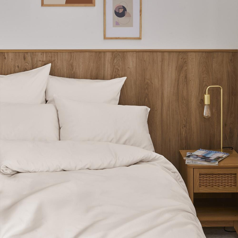 Housse de couette Hestia en satin de coton uni sable zoom Housse de couette Hestia en satin de coton uni sable zoom