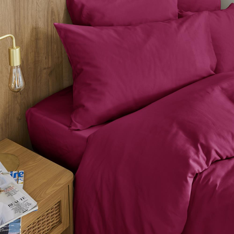 Housse de couette Hestia en satin de coton uni beet red Housse de couette Hestia en satin de coton uni beet red