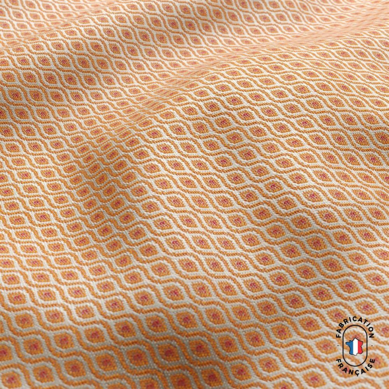 Zoom matière tissu BOSSANOVA à formes géométriques coloris Tangerine Zoom matière tissu BOSSANOVA à formes géométriques coloris Tangerine