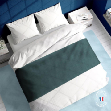 Chemin de lit Elvis coloris Céladon zoom Chemin de lit Elvis coloris Céladon zoom