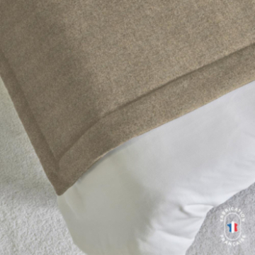 Chemin de lit en tissu mouton Chemin de lit en tissu mouton