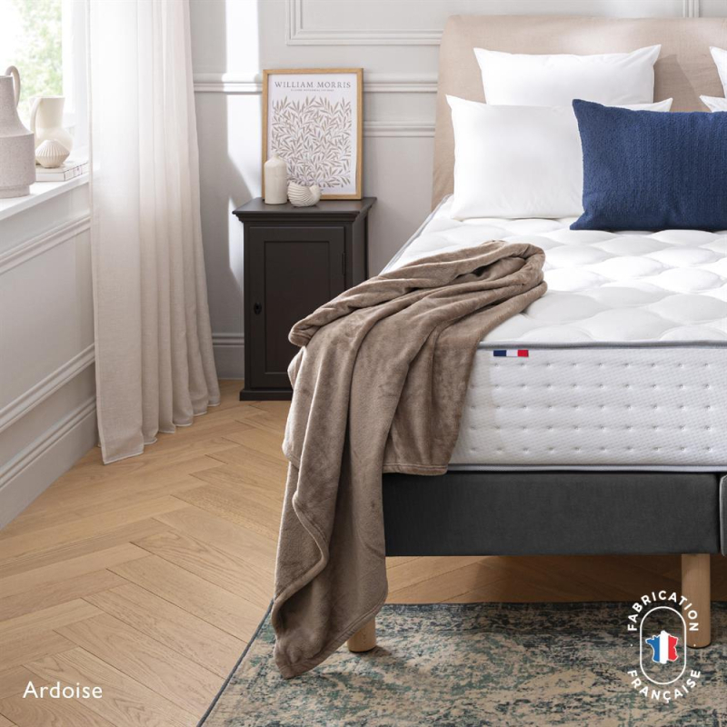 Sommier en velours plusieurs coloris disponibles Sommier en velours plusieurs coloris disponibles