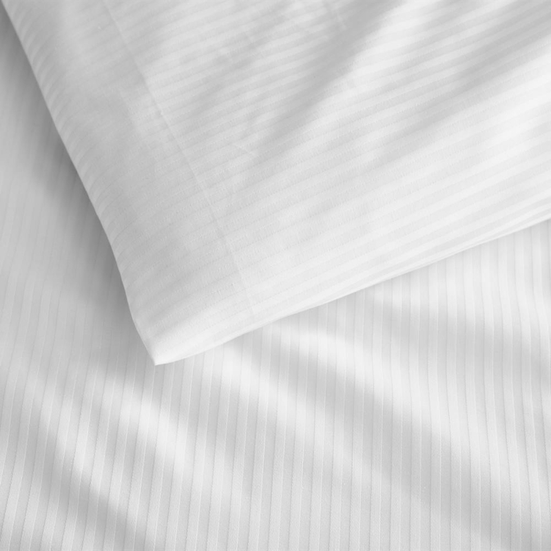 Zoom coin taie d'oreiller satin Morphea Zoom coin taie d'oreiller satin Morphea